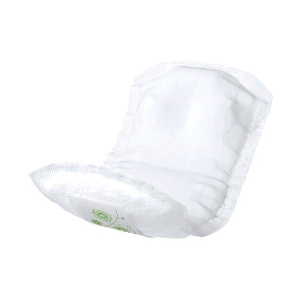 Produktbild der Abena Light Normal Inkontinenzeinlage. Die Einlage ist in einer hellen, neutralen Farbe gehalten und zeigt auf der Vorderseite das Markenlogo von Abena sowie die Produktbezeichnung. Die Einlage hat eine anatomische Form für optimalen Tragekomfort und eine dünne, diskrete Bauweise. Die Oberfläche wirkt weich und hautfreundlich. Im Hintergrund ist eine subtile, hellgraue Struktur zu erkennen.