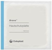 Zehn quadratische Hautschutzplatten in der Größe 10 x 10 cm sind übersichtlich auf einem weißen Hintergrund angeordnet. Jede Platte hat abgerundete Ecken und zeigt eine glatte, hautfarbene Oberfläche, die eine sanfte Textur aufweist. Die Platten sind in einem ordentlichen Raster angeordnet, wobei die einzelnen Platten in gleichmäßigen Abständen zueinander liegen.