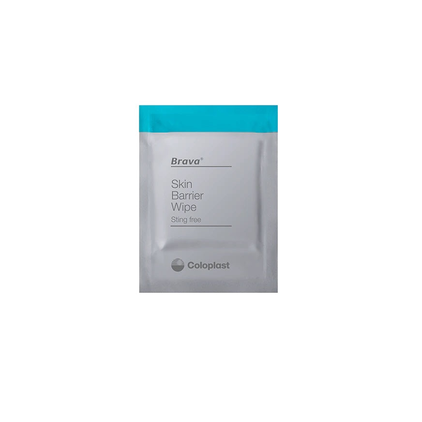 Weiße Verpackung mit dem Aufdruck „Brava Hautschutztücher“ in blauen und roten Schriftzügen. Die Packung enthält 30 Tücher und ist an der oberen Seite leicht geöffnet, sodass einige der Tücher sichtbar sind. Im Hintergrund sind schlichte, neutrale Farben zu erkennen. Das Produkt ist auf einem hellen Untergrund platziert und hebt sich durch die klaren, bunten Grafiken ab. Es handelt sich um ein Pflegeprodukt zur Hautschutz- und Wundversorgung.