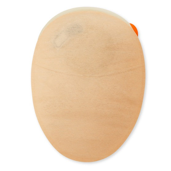 Produktbild eines Dansac Novalife 1 Ausstreifbeutels in Soft Convex Midi Ausführung mit einem Durchmesser von 34 mm. Der Beutel ist geschlossen und auf einem weißen Hintergrund dargestellt. Die Verpackung zeigt das Produkt in einer transparenter Folie, die seine Form und Struktur hervorhebt. Auf der Verpackung sind wichtige Informationen, wie die Marke und das Modell, gedruckt.