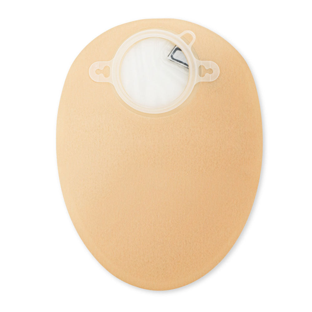 Transparentes Produktbild eines geschlossenen Beutels des Dansac NovaLife 2 Maxi. Der Beutel hat eine klare, glatte Oberfläche, die den Inhalt sichtbar macht. Oben befindet sich ein praktischer Verschlussmechanismus. Auf der Vorderseite sind einige Produktinformationen sowie das Markenzeichen abgebildet. Der Beutel ist speziell für Stomaträger konzipiert und bietet Sicherheit und Komfort.