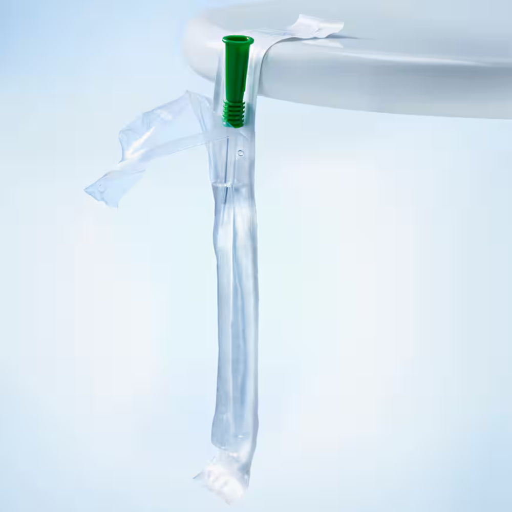 EasiCath Frauenkatheter von Coloplast in geöffneter Einzelverpackung mit grünem Konnektor