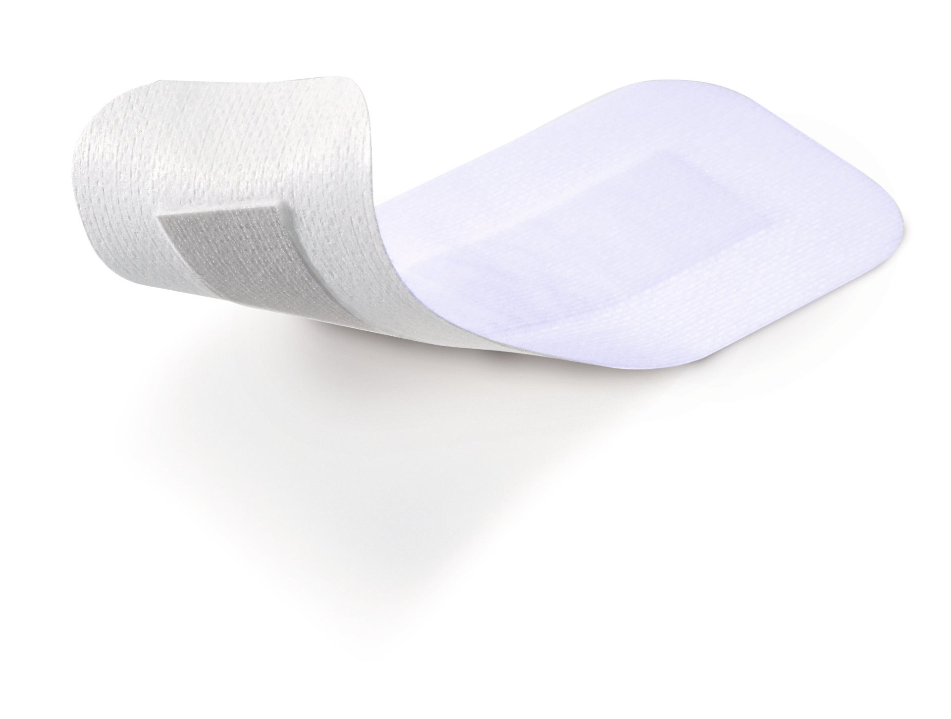 Einzeln dargestellter Cosmopor E Wundverband, steril, selbstklebend, auf weißem Hintergrund.