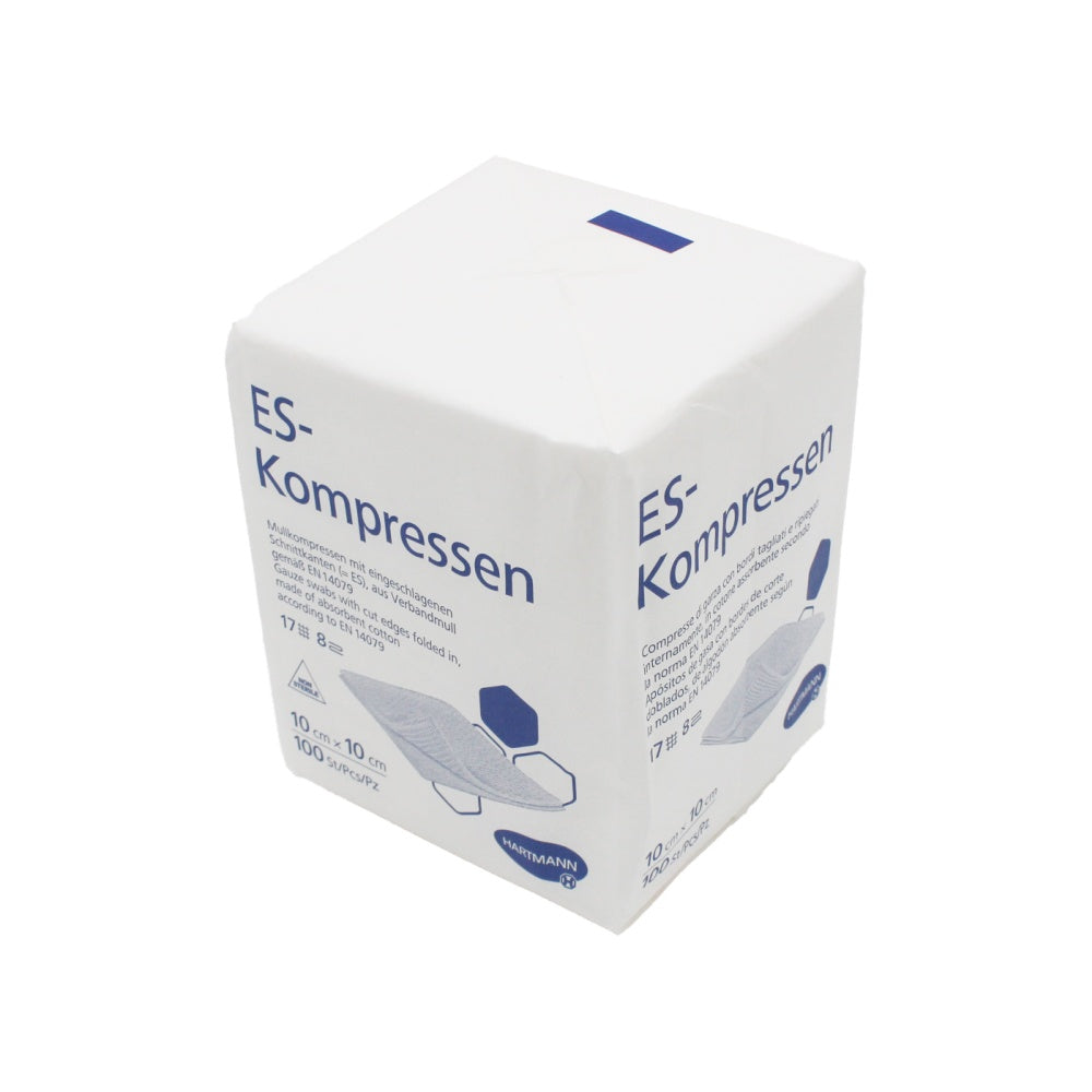 Weißes, rechteckiges Produktbild, das eine Packung von 10 Mullkompressen präsentiert. Jede Kompresse misst 10 x 10 cm und ist 17-fädig sowie 8-fach steril. Die Kompressen sind gleichmäßig gefaltet und stapelbar, wobei die Struktur eine feine, weiche Textur zeigt. Aufgrund der Unsterilität sind sie für vielseitige Anwendungen im medizinischen Bereich geeignet. Der Packungsinhalt ist klar ersichtlich und das Design vermittelt ein Gefühl von Sauberkeit und Hygiene.