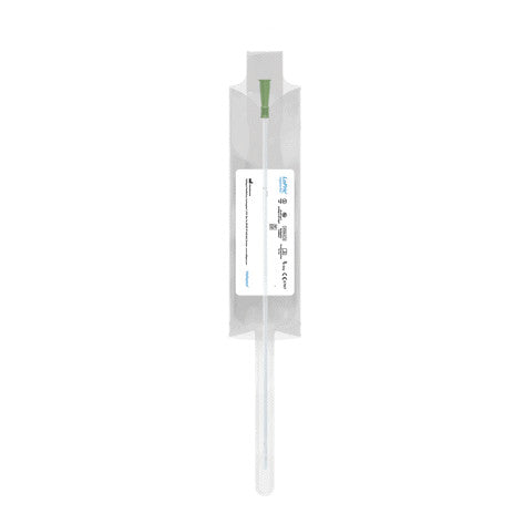 Geöffnete Verpackung eines LoFric Hydro-Kit Katheters – transparenter Katheter mit grünem Konnektor in hygienischer Folienhülle