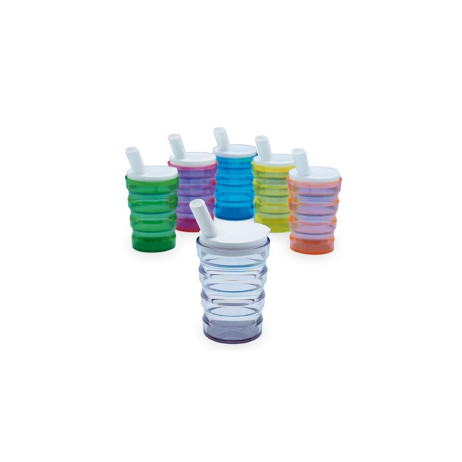 Ein ergonomischer Trinkbecher in lebhaftem Blau, der auf einem hellen Untergrund präsentiert wird. Der Becher hat eine geschwungene Form, die eine bequeme Handhabung ermöglicht. Er verfügt über einen stabilen, breiten Boden, der ein Umkippen verhindert. Die Oberfläche ist glatt und glänzend, während der Rand des Bechers leicht nach außen gewölbt ist, was das Trinken erleichtert. Der Becher ist vielseitig einsetzbar und eignet sich sowohl für kalte als auch warme Getränke.