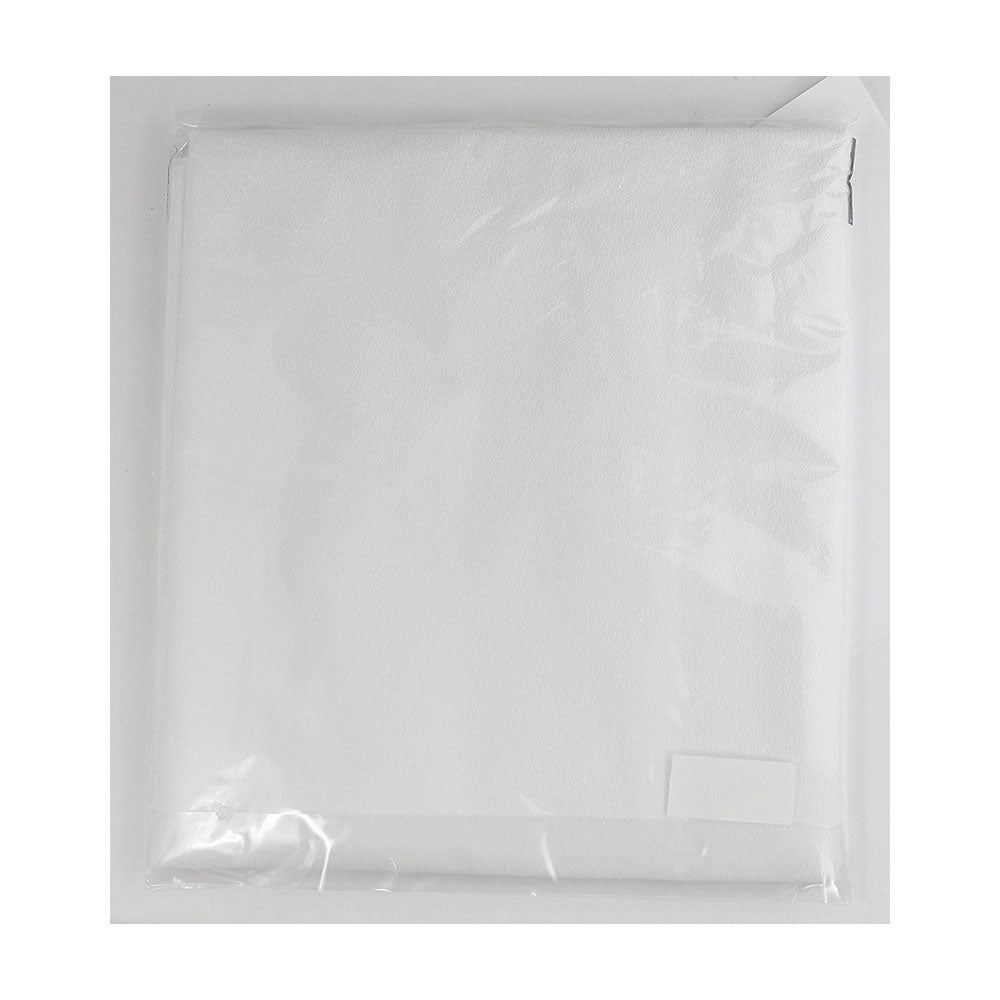 Die Bildbeschreibung zeigt eine weiße Bettauflage mit einer PU-Membran, die in der Größe 100 x 200 cm erhältlich ist. Die Auflage hat eine glatte, glänzende Oberfläche, die Anzeichen von Wasserdichtigkeit und atmungsaktiven Eigenschaften aufweist. Die Kanten sind sauber vernäht, was auf eine hohe Verarbeitungsqualität hinweist. Der Hintergrund des Bildes ist neutral und hebt die Produktmerkmale deutlich hervor, was das Augenmerk auf die Verwendung und Funktionalität der Bettauflage lenkt.