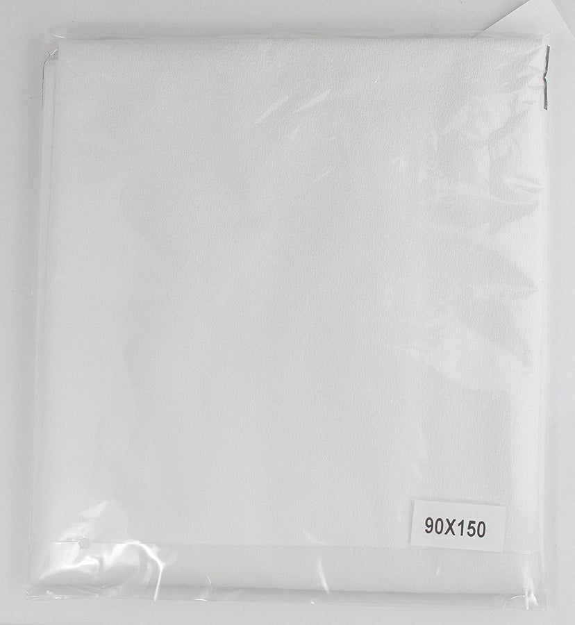 Bild zeigt eine Bettauflage mit PU-Membran in der Größe 70 x 100 cm. Die Auflage hat eine weiße, glatte Oberfläche und ist in der Mitte leicht gepolstert. Die Ecken sind abgerundet, was die Handhabung erleichtert. Die Auflage ist ideal für den Einsatz im Bett, bietet zusätzlichen Schutz für Matratzen und eine hygienische Schlafumgebung. Der Hintergrund des Bildes ist neutral, sodass das Produkt im Vordergrund klar zur Geltung kommt. Die Auflage vermittelt ein Gefühl von Komfort und Funktionalität.