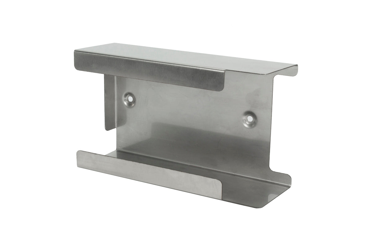 Bild eines Edelstahl-Spenders für Einmalhandschuhe mit einer vierfachen Ausführung. Der Spender ist aus glänzendem Stahl gefertigt und verfügt über vier Fächer, die jeweils mit einer durchsichtigen Frontabdeckung ausgestattet sind, um die Handschuhe leicht entnehmen zu können. Die solide Konstruktion sorgt für Langlebigkeit und hygienische Aufbewahrung der Handschuhe.