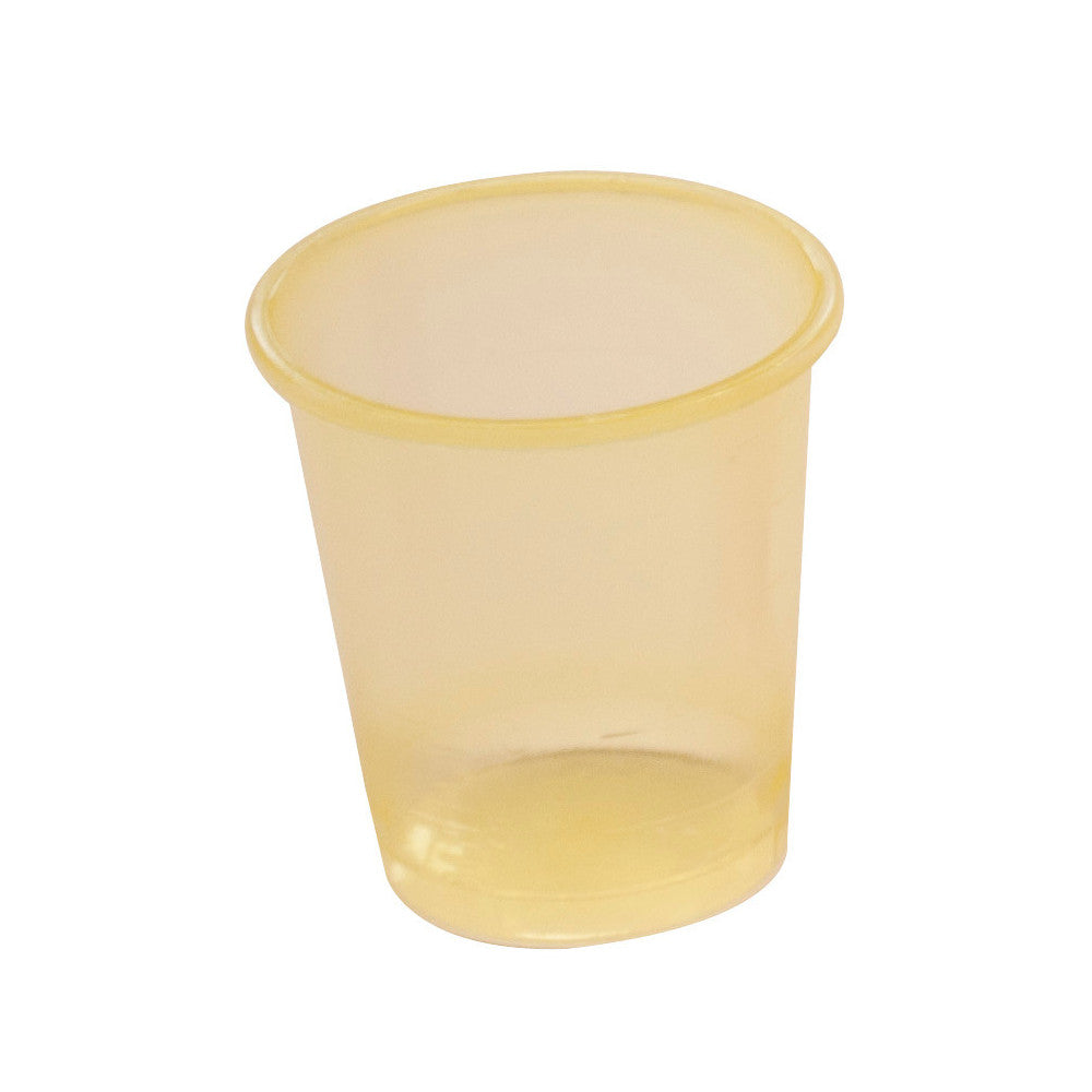 Ein transparenter Medikamentenbecher mit einer Kapazität von 30 ml steht vor einem weißen Hintergrund. Der Becher ist graduierter Kunststoff und zeigt auf der Seite präzise Messskalen in ml, die eine einfache Dosierung ermöglichen. Die Konstruktion ist einfach und funktional, ideal für den medizinischen Einsatz. Im Bild sind möglicherweise mehrere Becher gestapelt zu sehen, um die Menge von 4800 Stück darzustellen. Diese praktischen Becher eignen sich perfekt zur Einnahme von flüssigen Medikamenten.