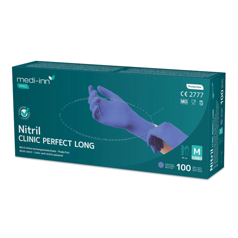Ein Bild zeigt eine Packung mit den medi inn Nitril Clinic Perfect Blue Einweghandschuhen in der Farbe Blauviolett. Die Handschuhe sind puderfrei und in der Größe S erhältlich. Die Verpackung ist transparent und zeigt mehrere Handschuhe auf einer freundlichen, weißen Hintergrundfläche. Oben auf der Packung steht der Produktname in dekorativer Schrift. Die Handschuhe sind leicht abgewinkelt, was ihre Flexibilität und Anwendungsbereitschaft demonstriert.