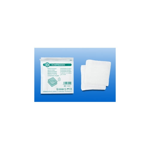 Weißes Paket mit sterilen Mullkompressen, auf weißem Hintergrund. Die Vorderseite des Pakets zeigt die Marke "Noba" sowie die Produktbezeichnung "Mullkompressen, steril, 12-fach". Darunter steht die Größe "75 x 75 cm" und die Menge "2 Stück" deutlich lesbar. Die Verpackung ist einfach und funktional gestaltet, mit einer klaren Abgrenzung zur Rückseite, die Anweisungen zur Verwendung und Lagerung enthält.