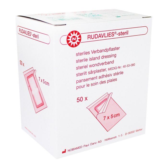 Steriles Wundpflaster von Noba, erhältlich in einer Verpackung mit 50 Stück. Jedes Pflaster hat die Größe 10 x 6 cm und ist ideal zur Wundversorgung. Die Verpackung zeigt ein klares Produktdesign mit einer abgebildeten Wunde, die durch das Pflaster geschützt wird. Das Pflaster selbst ist einfarbig und hat eine glatte Oberfläche, die für eine angenehme Anwendung sorgt. Zudem ist es atmungsaktiv, weich und flexibel, um optimalen Komfort und Schutz zu bieten.