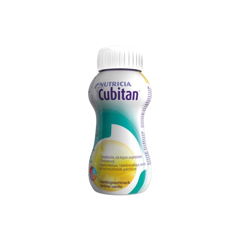 Produktbild von Nutricia Cubitan Vanille Trinknahrung. Auf dem Bild sind sechs Verpackungen zu je 200 ml zu sehen, die in einer praktischen Anordnung präsentiert werden. Jede Verpackung ist in einem hellen Gelb- und Beigeton gehalten, mit einem abgebildeten Vanille-Design, das die Geschmacksrichtung verdeutlicht. Die Vorderseite zeigt den Produktnamen sowie Hinweise zur hohen Energie- und Proteinversorgung. Der Hintergrund ist neutral gehalten, wodurch die Verpackungen deutlich zur Geltung kommen.
