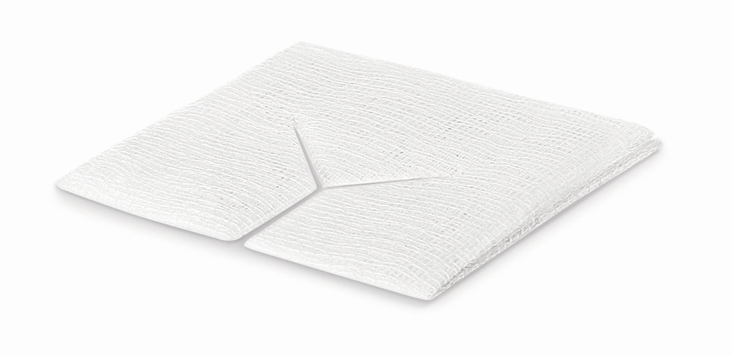 Bild zeigt eine Packung von Peha Schlitzkompressen, steril, 12-fach, in der Größe 7,5 x 7,5 cm. Die Verpackung ist transparent und zeigt die Kompressen, die aus saugfähigem Verbandmull bestehen. Es sind 25 Stück in der Packung, auf dem Etikett sind die Produkteigenschaften sowie die Größe gut leserlich abgebildet. Die Kompressen selbst sind auf einem weißen Hintergrund sichtbar, was ihre Reinheit und Sterilität unterstreicht. Ideal für medizinische Anwendungen, Wundversorgung und Erste Hilfe.