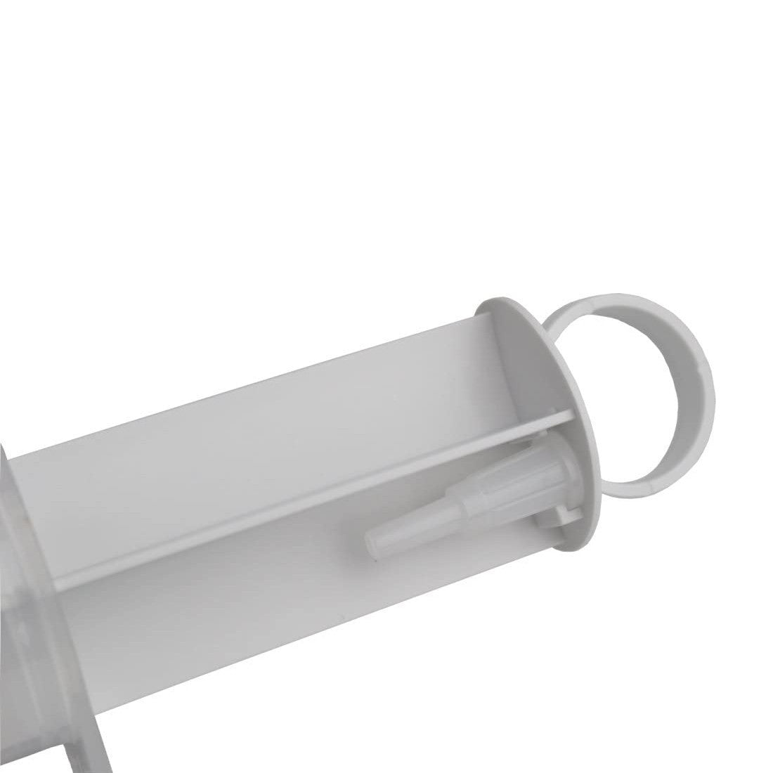 Nahaufnahme des Katheteranschlusses der Romed Blasenspritze 100 ml, 3-teilig, steril.