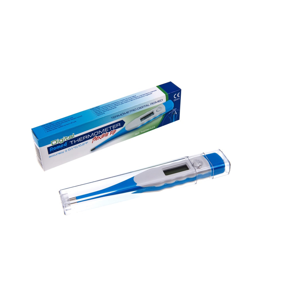 Digitales Fieberthermometer von Romed mit flexibler Spitze, präsentiert auf einem weißen Hintergrund. Das Thermometer hat ein schlankes, ergonomisches Design mit einem LCD-Display, das die Messwerte deutlich anzeigt. Die Spitze ist biegsam, was die Anwendung besonders komfortabel macht. Neben dem Thermometer befindet sich eine kurze Anleitung in mehreren Sprachen. Es ist ideal für die schnelle und präzise Temperaturmessung bei Erwachsenen und Kindern.