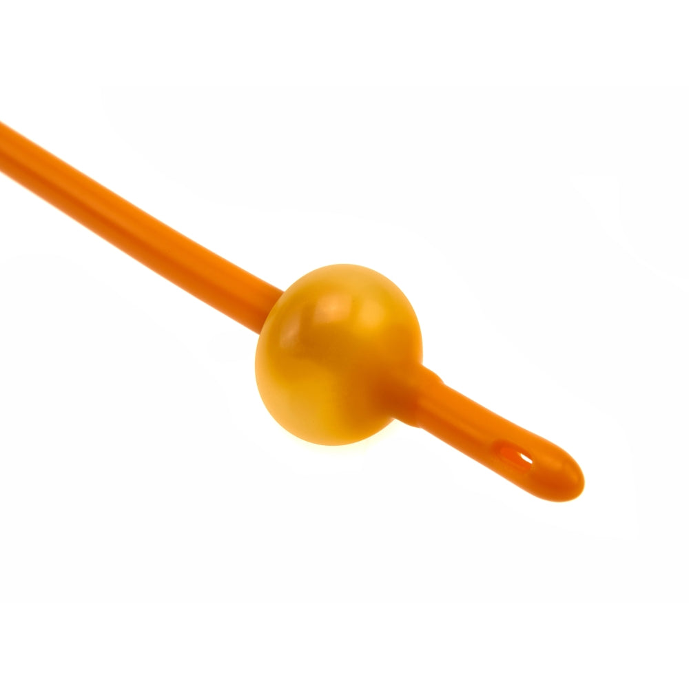 Bild eines Romed Foley Ballonkatheters aus Latex, 2-Wege, mit 10 ml Füllvolumen, Größe CH 12. Der Katheter ist steril verpackt und hat eine transparente, flexible Schlauchstruktur mit einer grünlichen Farbgebung. Oben am Katheter befindet sich eine minimalistische, leicht gebogene Verbindung, die für den Anschluss an ein Urinauffangsystem vorgesehen ist. Die Verpackung zeigt wichtige Informationen, einschließlich Marke und Produktdetails in klaren Schriftzügen.