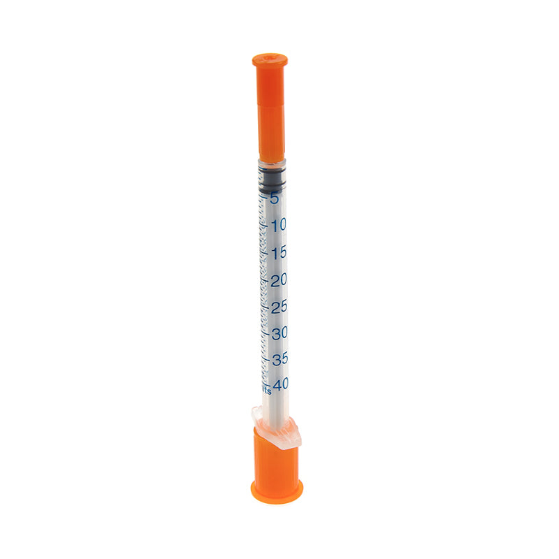 Als Bildbeschreibung für das Produkt handelt es sich um eine Packung mit Insulinspritzen der Marke Romed für U-40 Insulin. Die Spritzen sind steril, haben ein Volumen von 1 ml und sind für die Anwendung bei Diabetes vorgesehen. Die Verpackung zeigt eine transparente Plastikhülle, in der die einzelnen Spritzen sichtbar sind. Jede Spritze ist deutlich gekennzeichnet und hat eine feine Nadel. Die Beschreibung enthält zusätzlich das Gewicht und Hinweise zur Verwendung.