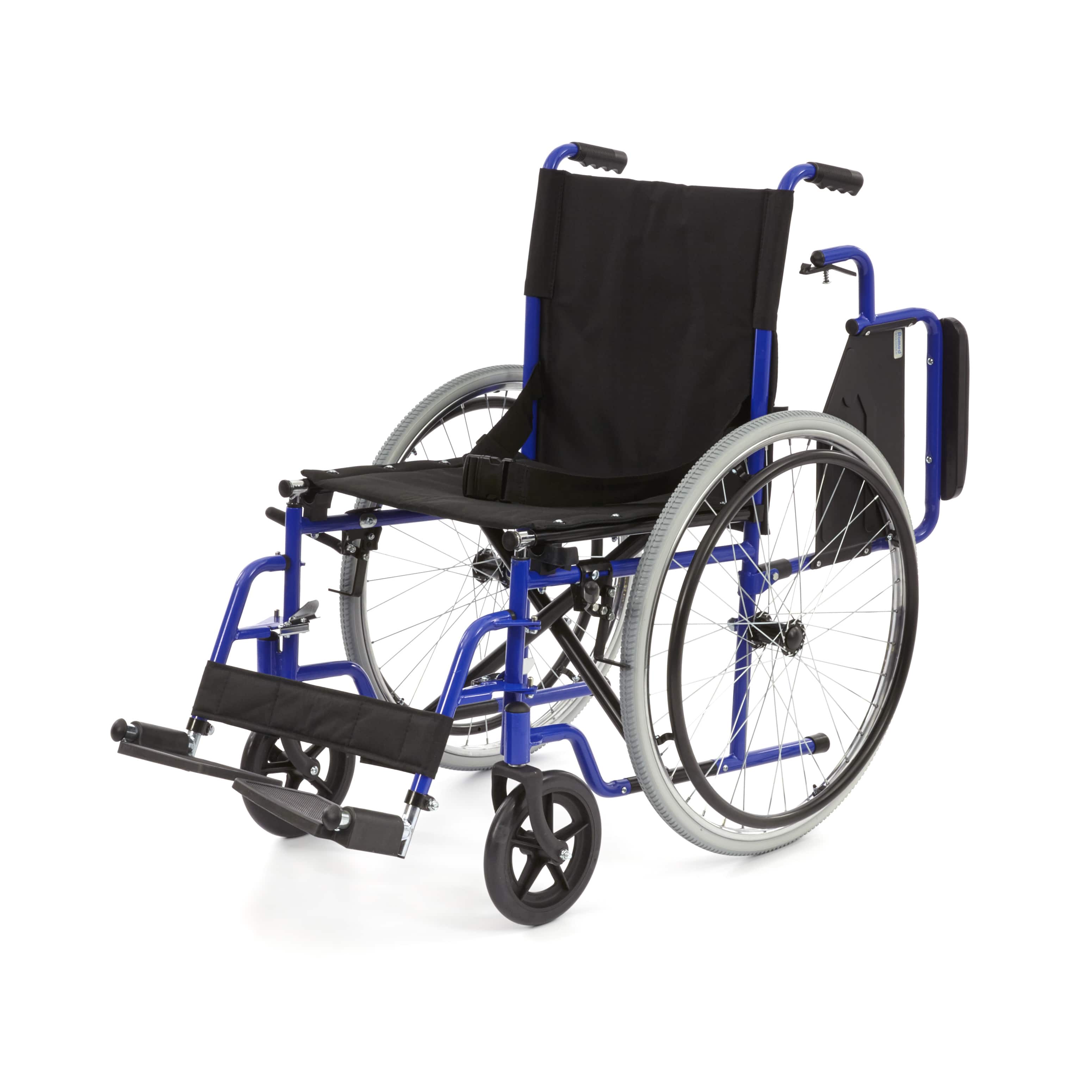 Produktbild eines manuellen Rollstuhls der Marke Romed mit einer Sitzbreite von 46 cm. Der Rollstuhl ist in einer eleganten schwarzen Farbe gehalten und verfügt über ein faltbares Design, was die Nutzung und den Transport erleichtert. Die Armlehnen sind gepolstert, um zusätzlichen Komfort zu bieten. Die Räder sind robust und gut profiliert, ideal für verschiedene Untergründe. Im Hintergrund befindet sich ein neutraler, heller Untergrund, der den Fokus auf den Rollstuhl lenkt.