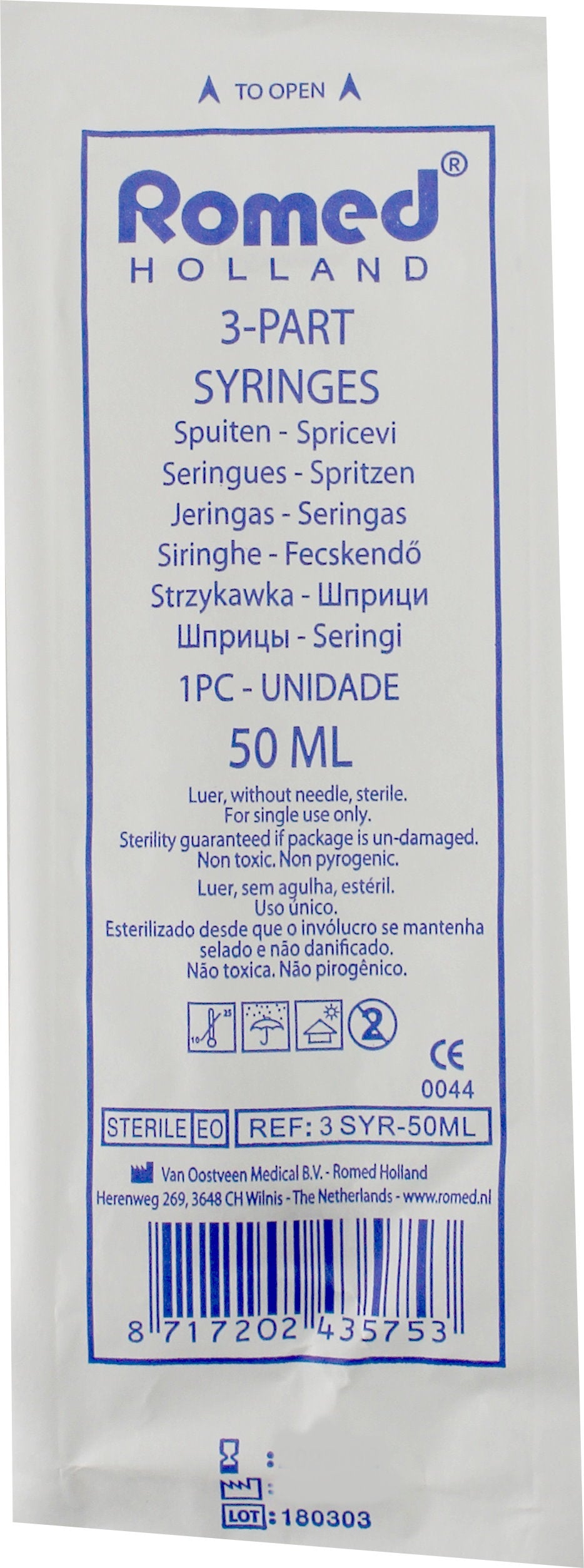 Frontalansicht der Rückseite einer steril verpackten Romed Einmalspritze mit 50 ml Graduierung.