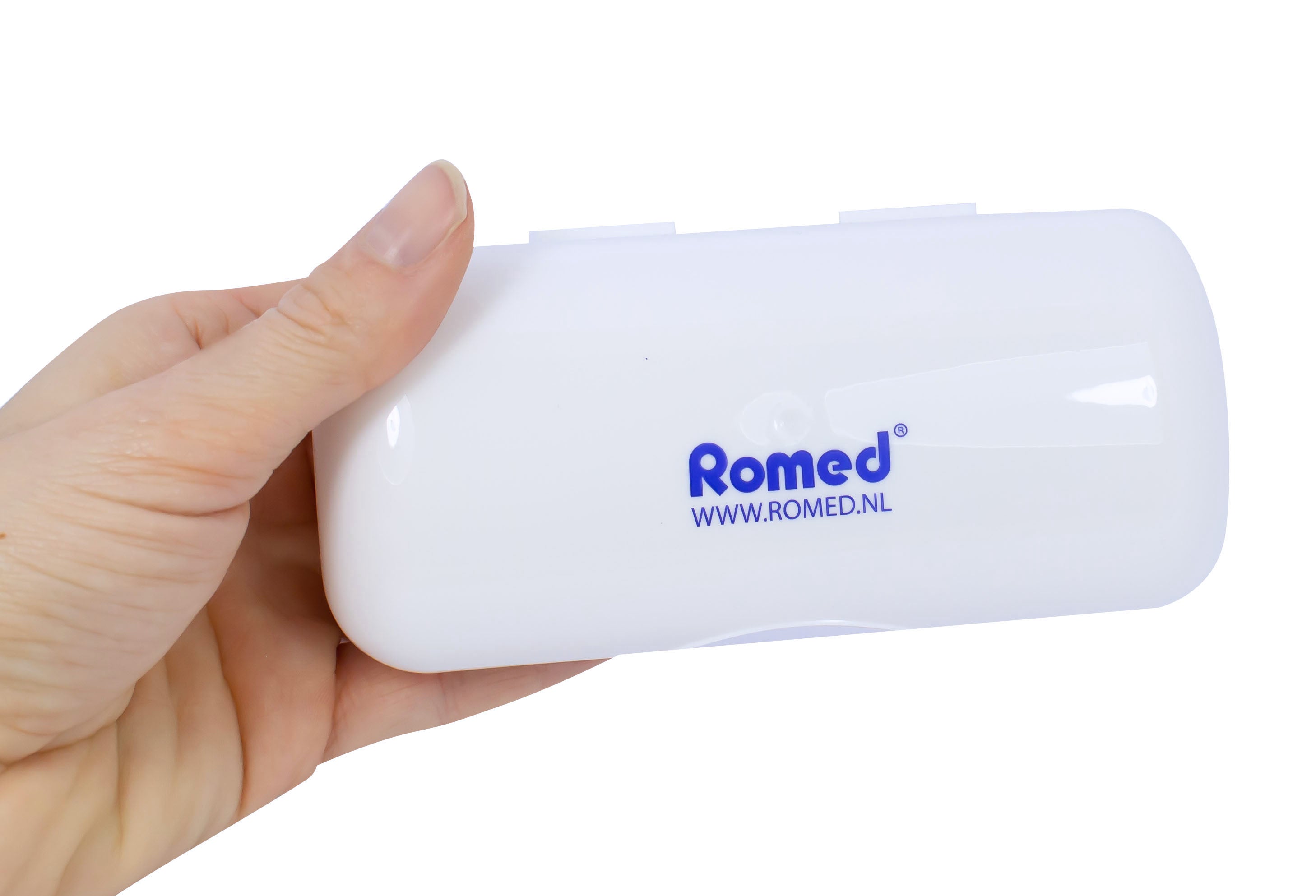 Frontalansicht der Schützhülle des Romed Therm B100 Ohrthermometers.