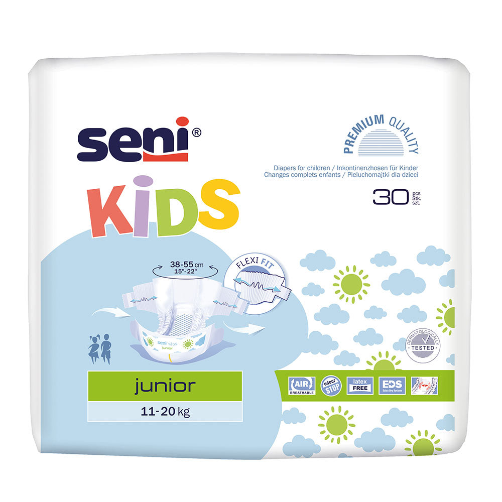 Frontalansicht einer Packung Seni Kids Junior 11 - 20 kg Windeln.
