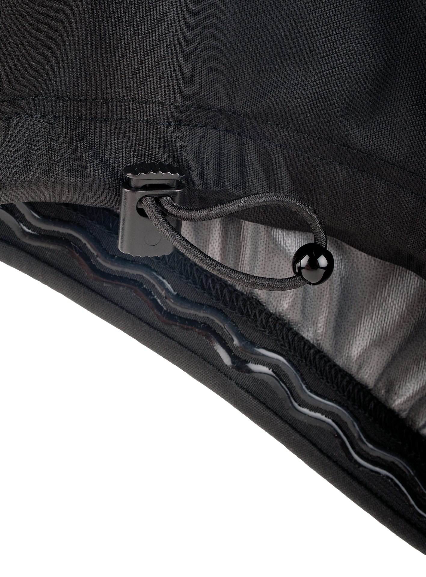 Schwarzer Sicherheitsslip für Damen in Größe 46 von Suprima. Der Slip ist aus hochwertigem Material gefertigt und bietet optimalen Tragekomfort. Er hat einen elastischen Bund, der für einen sicheren Sitz sorgt. Die Beinnaht ist ebenfalls elastisch, und der Schnitt ist figurbetont, ideal für zusätzliche Sicherheit und Unterstützung. Das Design ist schlicht und elegant, perfekt für den Alltag oder spezielle Anforderungen. Ideal zur Kombination mit Bademode oder als Unterwäsche.