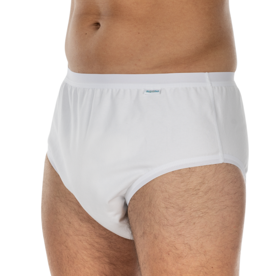 Abgebildet ist ein suprima Bodyguard Slip in Ultra-weiß, Größe 48-50. Der Slip weist eine schlichte, elegante Silhouette auf und ist aus strapazierfähigem, hochwertigem Material gefertigt. Der elastische Bund sorgt für einen bequemen Sitz und einen sicheren Halt. Die Vorderseite des Slips ist leicht verstärkt, was zusätzlichen Schutz bietet. Der Hintergrund des Bildes ist neutral gehalten und hebt das Produkt hervor.