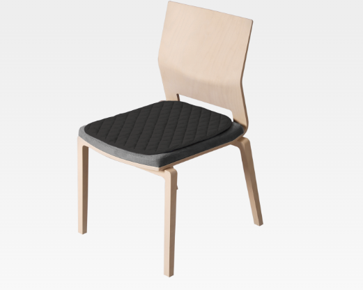 Schwarze Sitzauflage mit den Maßen 40 x 50 cm, aus einem komfortablen Material gefertigt, das für eine angenehme Sitzposition sorgt. Die Oberseite ist ganzflächig schwarz und wirkt hochwertig und modern. An der Unterseite befinden sich Anti-Rutsch-Noppen, die ein Verrutschen der Auflage auf dem Sitz verhindern. Die Kanten sind sauber verarbeitet und verleihen der Auflage ein edles Finish. Ideal für Stühle, Bänke oder als bequeme Ergänzung für Gartenmöbel. Vielseitig einsetzbar und pflegeleicht.