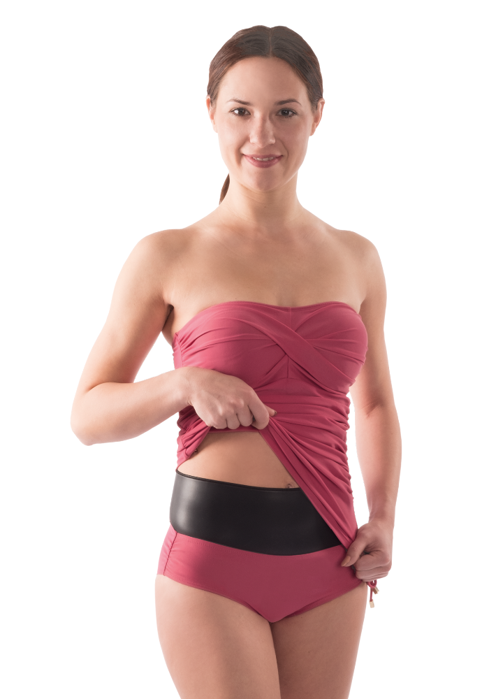 Produktbild der Suprima Stomabandage 7811 in neutralem Hintergrund. Die Bandage ist aus atmungsaktivem Material gefertigt und hat eine helle Farbe, die an Hauttöne erinnert. Sie zeigt eine Gürtelform mit elastischen Einsätzen und einem sicheren Verschluss, der eine optimale Passform gewährleistet. Der innere Bereich ist mit einer Öffnung für den Stoma-Beutel versehen. Die Bandage bietet Komfort und Unterstützung für Nutzer mit einem Stoma und ist für den täglichen Gebrauch konzipiert.