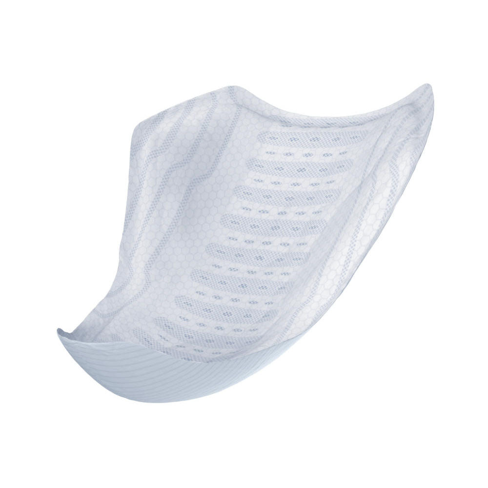 Alt-Text: Das Bild zeigt eine Packung von TENA Men Active Fit Level 2. Die Verpackung ist in einem sportlichen Design gehalten und überwiegend in Blau und Weiß gehalten. Auf der Vorderseite sind die Worte "TENA Men" und "Active Fit" deutlich sichtbar, begleitet von der Kennzeichnung "Level 2" zur Kennzeichnung der Saugfähigkeit. Im Hintergrund ist eine dynamische Darstellung von sportlichen Aktivitäten sichtbar, die die Zielgruppe anspricht.