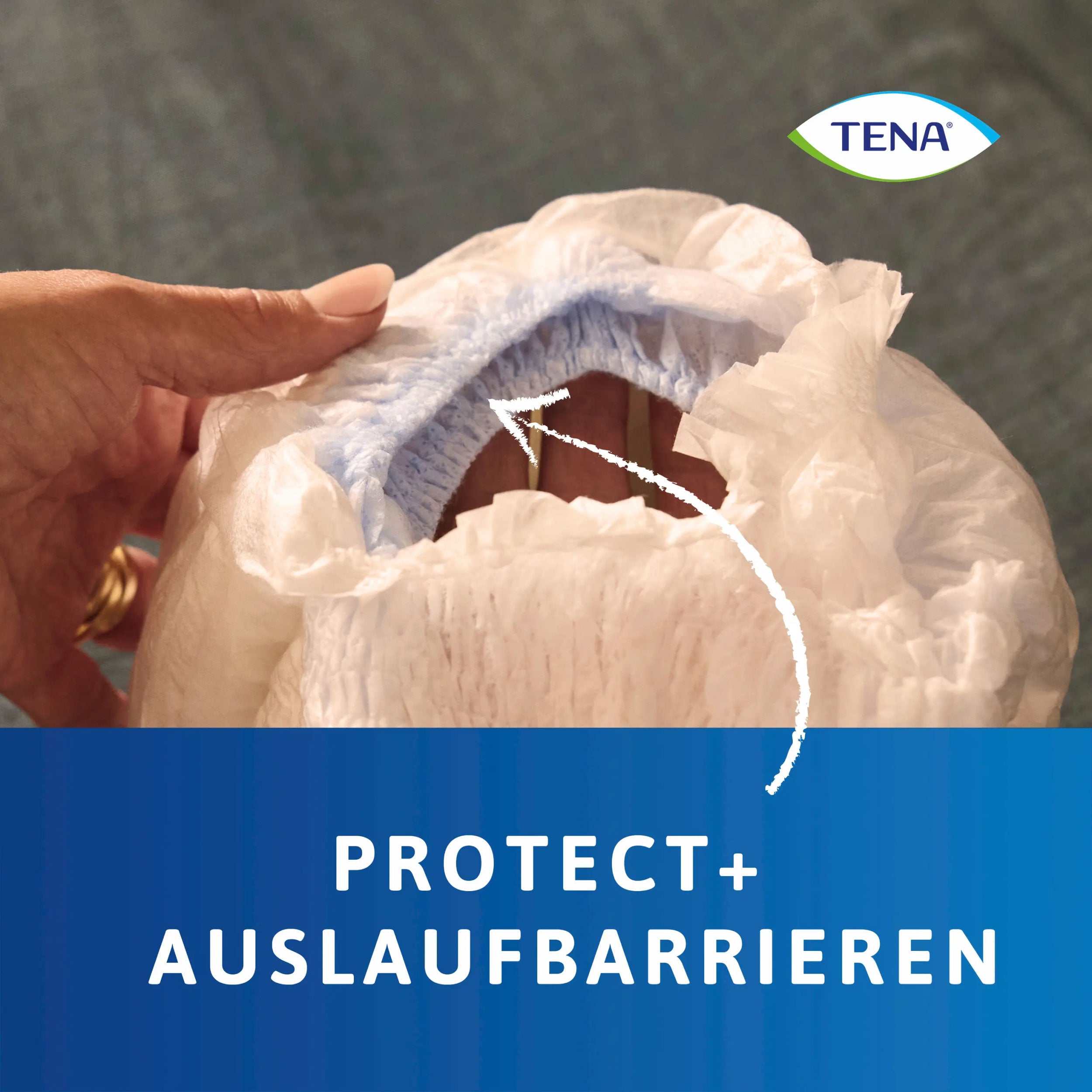 Seitenansicht einer Tena Pants Plus Medium Inkontinenzhose mit dem Hinweis: Protect+ Auslaufbarrieren.